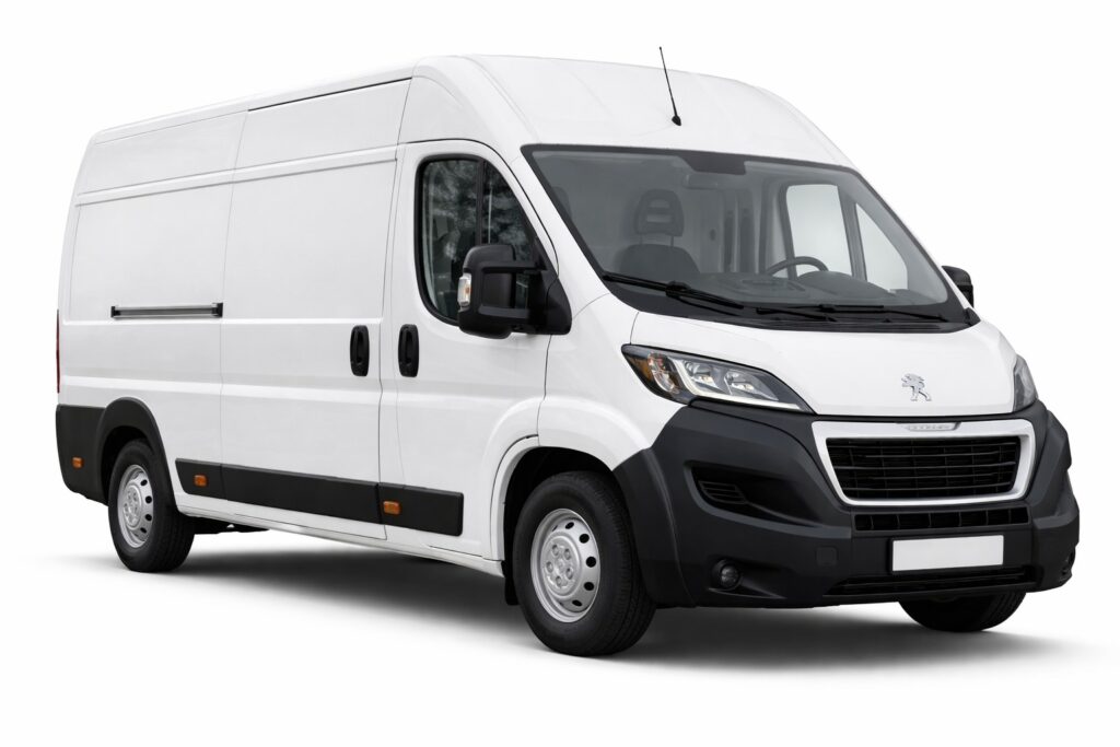 Peugeot Boxer do wynajęcia – przestronny samochód dostawczy do transportu wielkogabarytowego
